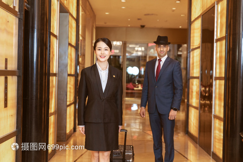 贴身管家助力酒店管理 以外国客人行李服务为例